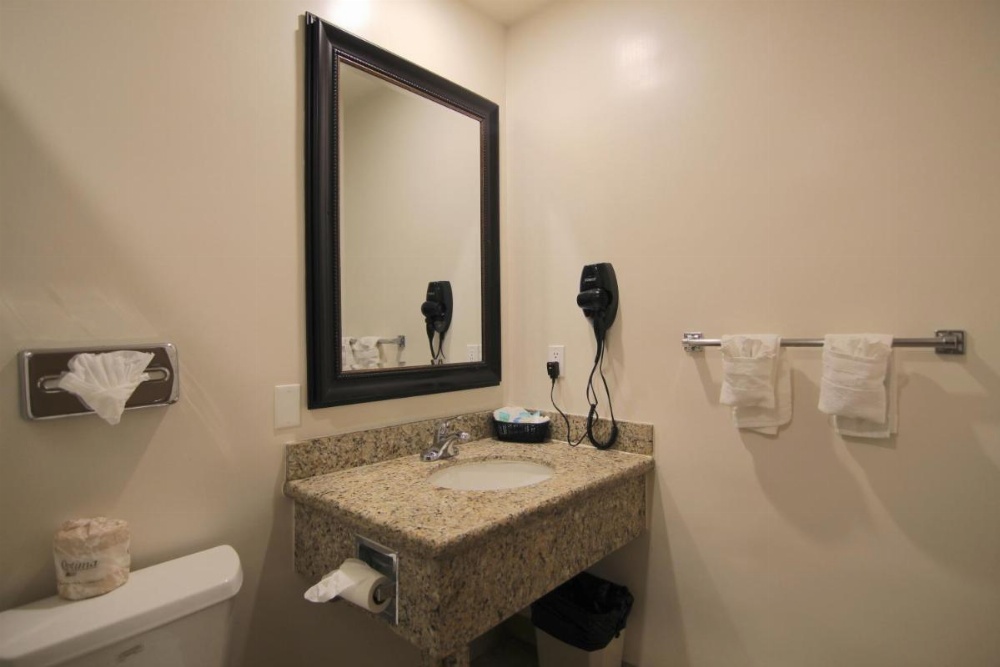 Dunes Inn Wilshire Image 13
